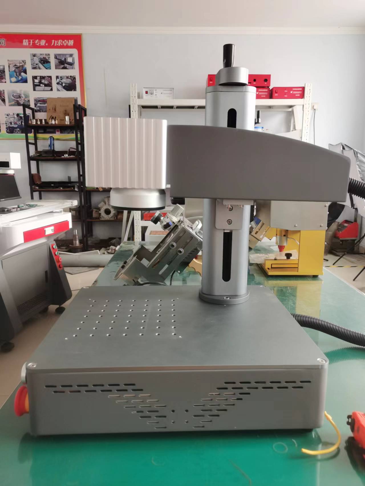 mini bärbar lasermarkeringsmaskin för metall